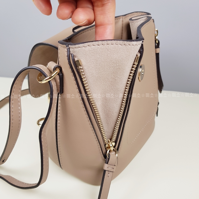 32ca9460b17a2c39ebbd89a0304d203b_1591633844_0062.jpg 32ca9460b17a2c39ebbd89a0304d203b_1591633844_0062.jpg