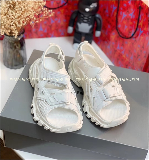 d2727731c8d20c9655b5976ddededa2a_1593146382_1828.jpg d2727731c8d20c9655b5976ddededa2a_1593146382_1828.jpg