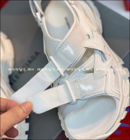 d2727731c8d20c9655b5976ddededa2a_1593146383_7873.jpg d2727731c8d20c9655b5976ddededa2a_1593146383_7873.jpg