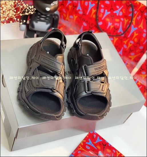 d2727731c8d20c9655b5976ddededa2a_1593146547_8608.jpg d2727731c8d20c9655b5976ddededa2a_1593146547_8608.jpg