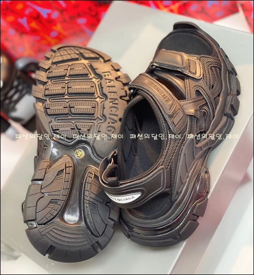 d2727731c8d20c9655b5976ddededa2a_1593146551_2408.jpg d2727731c8d20c9655b5976ddededa2a_1593146551_2408.jpg