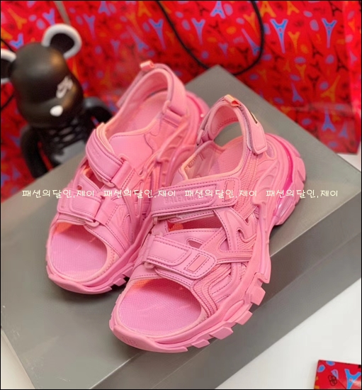 d2727731c8d20c9655b5976ddededa2a_1593146657_6882.jpg d2727731c8d20c9655b5976ddededa2a_1593146657_6882.jpg