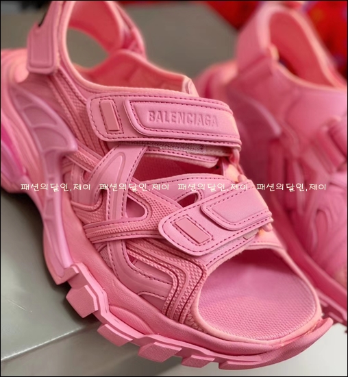 d2727731c8d20c9655b5976ddededa2a_1593146658_8168.jpg d2727731c8d20c9655b5976ddededa2a_1593146658_8168.jpg