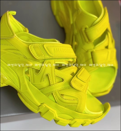 d2727731c8d20c9655b5976ddededa2a_1593146660_496.jpg d2727731c8d20c9655b5976ddededa2a_1593146660_496.jpg