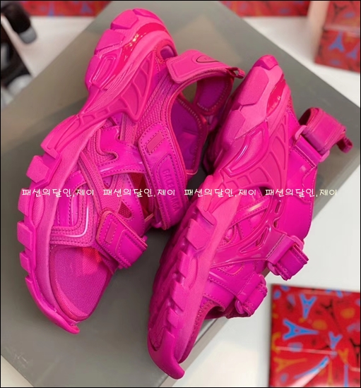 d2727731c8d20c9655b5976ddededa2a_1593146719_0907.jpg d2727731c8d20c9655b5976ddededa2a_1593146719_0907.jpg