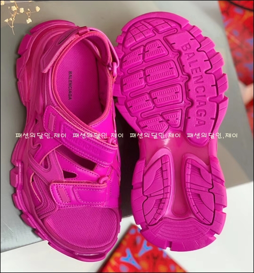 d2727731c8d20c9655b5976ddededa2a_1593146719_9762.jpg d2727731c8d20c9655b5976ddededa2a_1593146719_9762.jpg