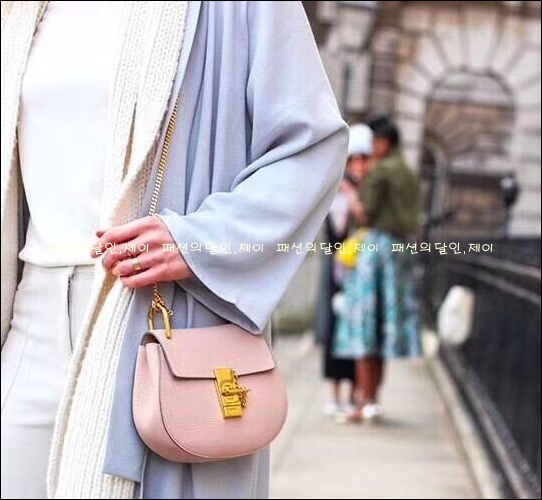 d5bb8b59585ab52e9987580359f5f76c_1593493690_2425.jpg d5bb8b59585ab52e9987580359f5f76c_1593493690_2425.jpg