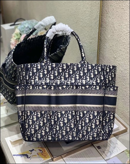 b23bf859dcc02d897737faedb577547b_1595939832_8239.jpg b23bf859dcc02d897737faedb577547b_1595939832_8239.jpg