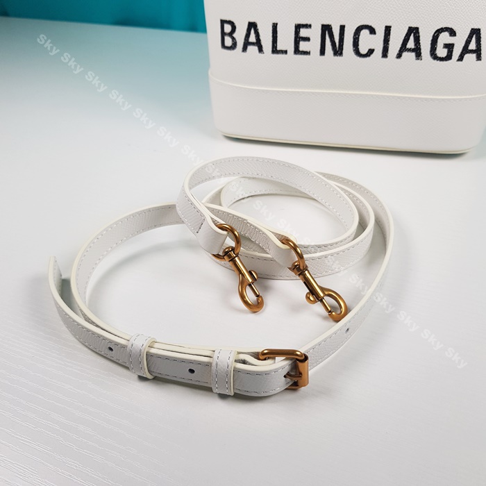 b7f0b95418aece0568218aa2e27edeb9_1594626858_0354.jpg b7f0b95418aece0568218aa2e27edeb9_1594626858_0354.jpg