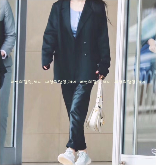 c41131bd969bc4d87b1df45a9c2e9460_1594809570_7854.jpg c41131bd969bc4d87b1df45a9c2e9460_1594809570_7854.jpg