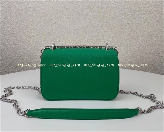 f25b0f18d42cb9f70ee7411b45c71f55_1595491163_431.jpg f25b0f18d42cb9f70ee7411b45c71f55_1595491163_431.jpg