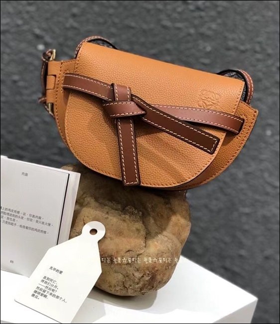 b5d1dea09e45a8f8b0980c36b82f6883_1603692335_0033.jpg b5d1dea09e45a8f8b0980c36b82f6883_1603692335_0033.jpg