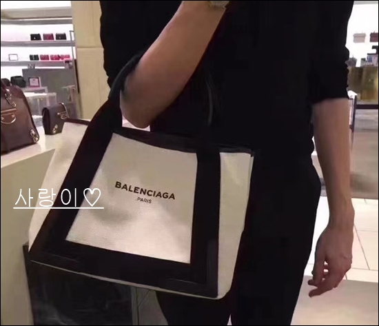 66988e79c76bdc77c21402b79ff120d5_1617188696_0374.jpg 66988e79c76bdc77c21402b79ff120d5_1617188696_0374.jpg