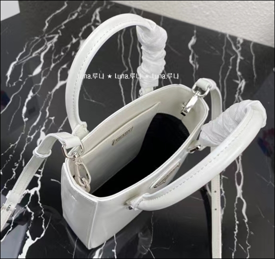 d9f05e5412bd13639f86ed1adadad82f_1620644586_2043.jpg d9f05e5412bd13639f86ed1adadad82f_1620644586_2043.jpg