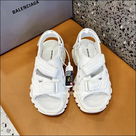 8445c87284d2d5bdf1a8e1e8856e596d_1625725725_0964.jpg 8445c87284d2d5bdf1a8e1e8856e596d_1625725725_0964.jpg