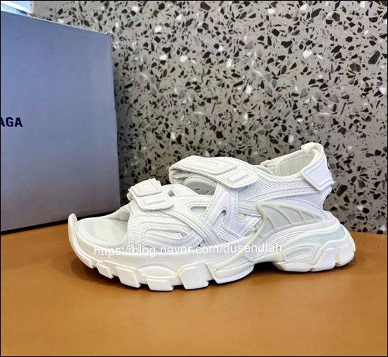 8445c87284d2d5bdf1a8e1e8856e596d_1625725725_7657.jpg 8445c87284d2d5bdf1a8e1e8856e596d_1625725725_7657.jpg