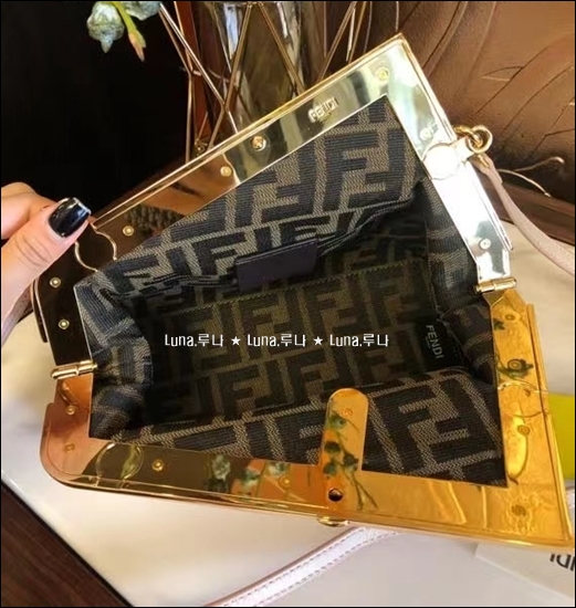 1af52825f11842546d0a706395345aa7_1629282975_244.jpg 1af52825f11842546d0a706395345aa7_1629282975_244.jpg