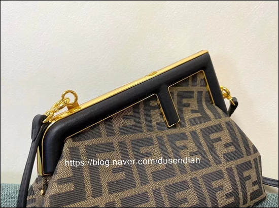 c174ebdd06775936e9a5a498336f1e00_1632447953_1957.jpg c174ebdd06775936e9a5a498336f1e00_1632447953_1957.jpg