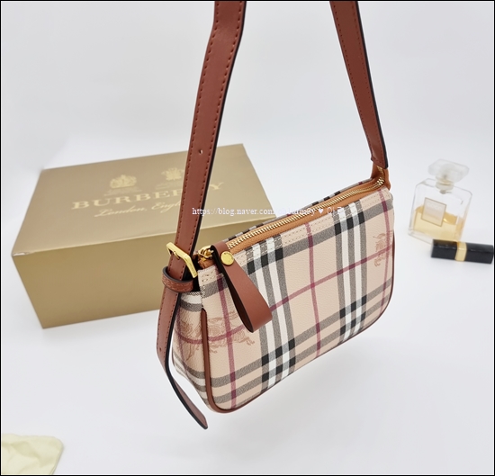 b559ab37bdbb23794eb97a1d45bac362_1634086091_3285.jpg b559ab37bdbb23794eb97a1d45bac362_1634086091_3285.jpg