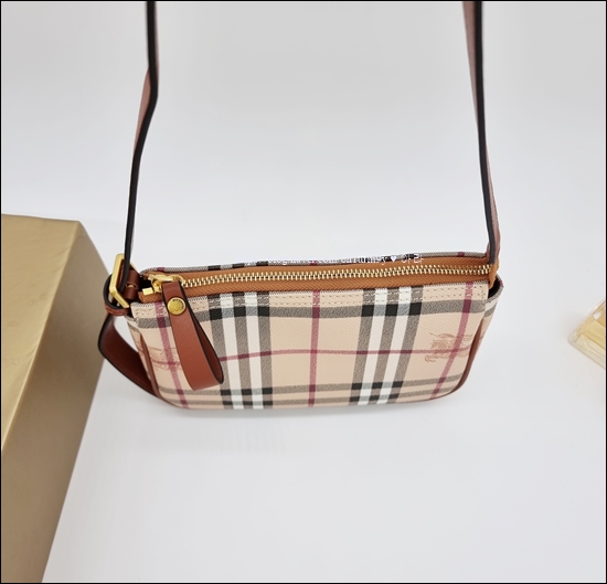 b559ab37bdbb23794eb97a1d45bac362_1634086106_6669.jpg b559ab37bdbb23794eb97a1d45bac362_1634086106_6669.jpg