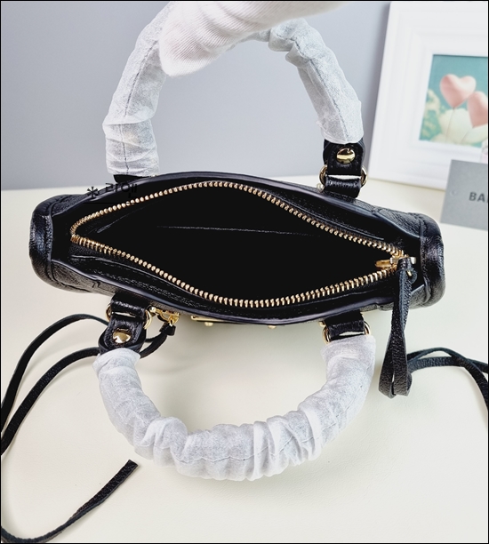 7590d5c2b1c7fb22513f4a4d66228db5_1637725644_6897.jpg 7590d5c2b1c7fb22513f4a4d66228db5_1637725644_6897.jpg