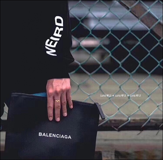 717b15c5f08d9350bdf6c0e1d93ea42b_1642074347_4036.jpg 717b15c5f08d9350bdf6c0e1d93ea42b_1642074347_4036.jpg