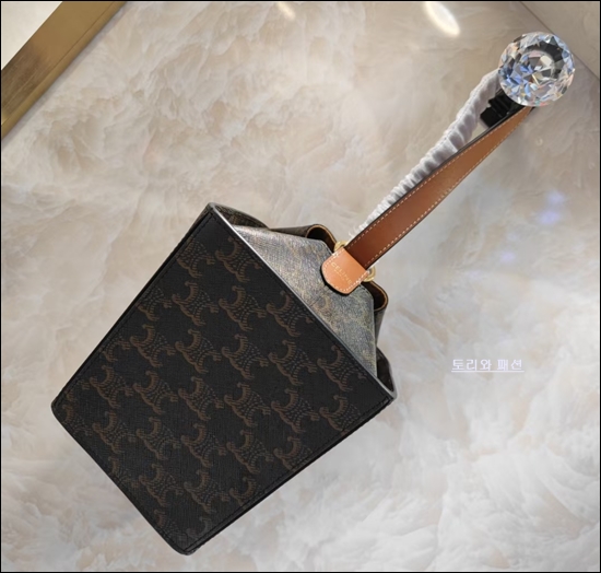 c65edd463ee34586e4a4a48e2ee5a5a8_1642743609_2011.jpg c65edd463ee34586e4a4a48e2ee5a5a8_1642743609_2011.jpg