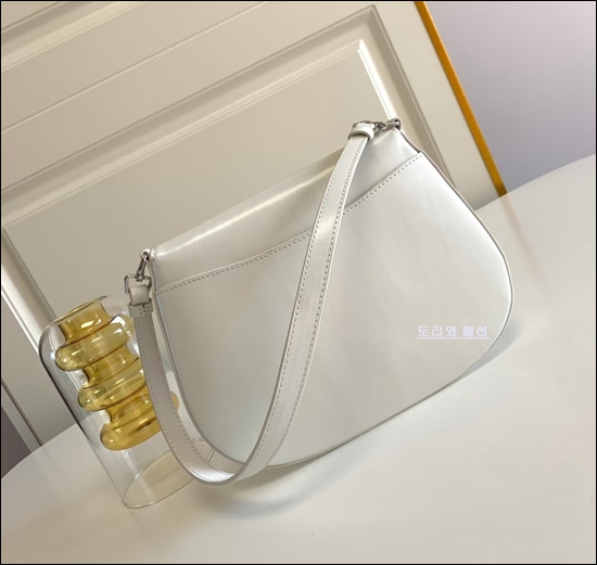 cb343655cfd94721fd470f90b01de96b_1641887316_2039.jpg cb343655cfd94721fd470f90b01de96b_1641887316_2039.jpg