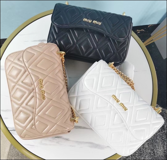 0270a0abec8c69058b80facd1feec524_1644924487_5416.jpg 0270a0abec8c69058b80facd1feec524_1644924487_5416.jpg