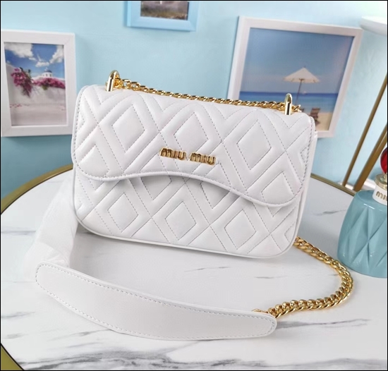 0270a0abec8c69058b80facd1feec524_1644924603_0597.jpg 0270a0abec8c69058b80facd1feec524_1644924603_0597.jpg