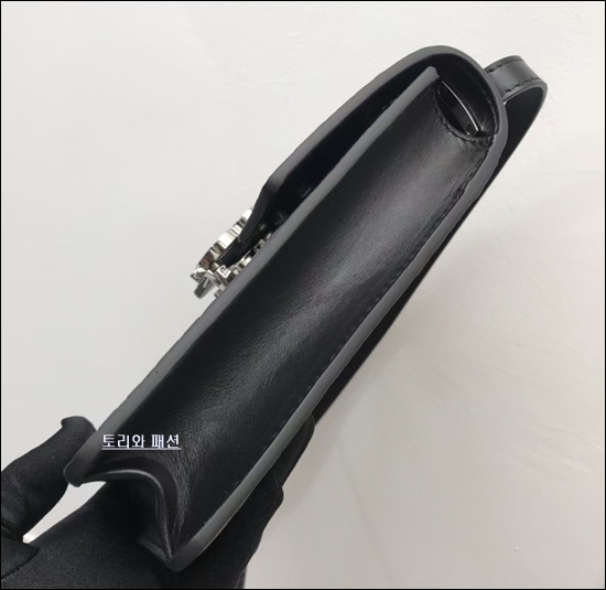 c9348b8c17bdec4f9ab946c9d16a5815_1644406075_0564.jpg c9348b8c17bdec4f9ab946c9d16a5815_1644406075_0564.jpg