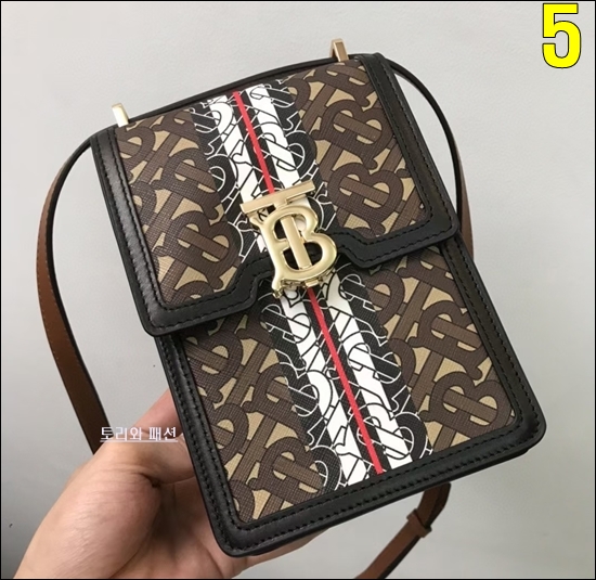 c9348b8c17bdec4f9ab946c9d16a5815_1644406297_0426.jpg c9348b8c17bdec4f9ab946c9d16a5815_1644406297_0426.jpg