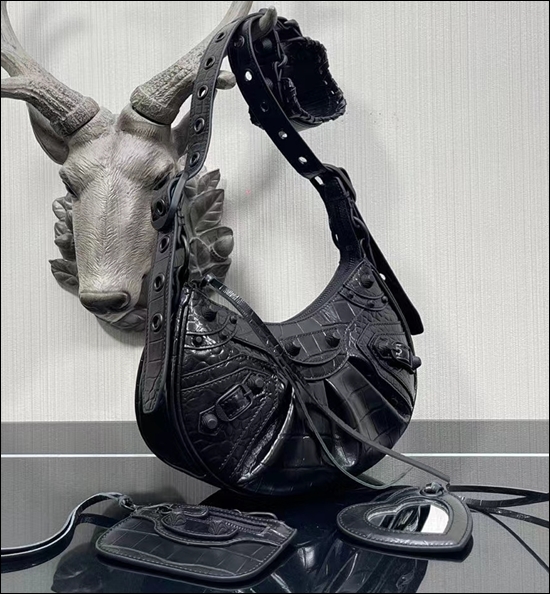 b5842abfd8c6616b67e912b0647958ad_1646375113_1653.jpg b5842abfd8c6616b67e912b0647958ad_1646375113_1653.jpg