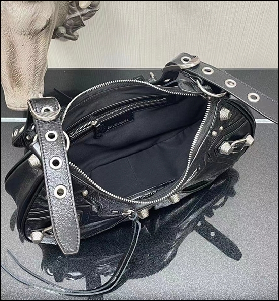 b5842abfd8c6616b67e912b0647958ad_1646375172_7295.jpg b5842abfd8c6616b67e912b0647958ad_1646375172_7295.jpg