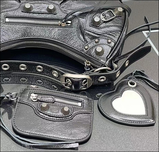 b5842abfd8c6616b67e912b0647958ad_1646375173_2935.jpg b5842abfd8c6616b67e912b0647958ad_1646375173_2935.jpg