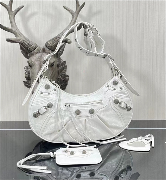 b5842abfd8c6616b67e912b0647958ad_1646375190_5012.jpg b5842abfd8c6616b67e912b0647958ad_1646375190_5012.jpg