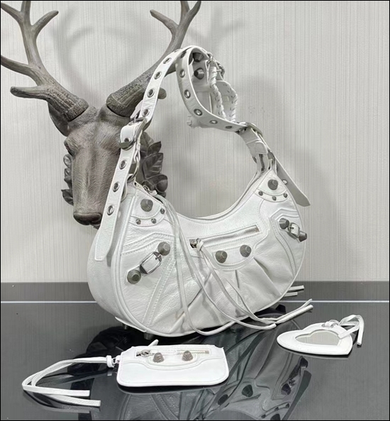 b5842abfd8c6616b67e912b0647958ad_1646375191_0138.jpg b5842abfd8c6616b67e912b0647958ad_1646375191_0138.jpg