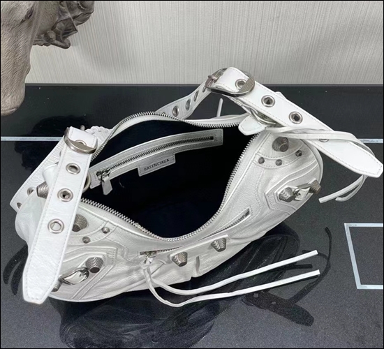 b5842abfd8c6616b67e912b0647958ad_1646375192_9722.jpg b5842abfd8c6616b67e912b0647958ad_1646375192_9722.jpg