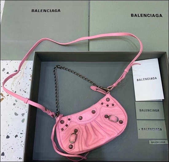 fb72d44bdff3c06416826f7200b2c2af_1649660291_774.jpg fb72d44bdff3c06416826f7200b2c2af_1649660291_774.jpg