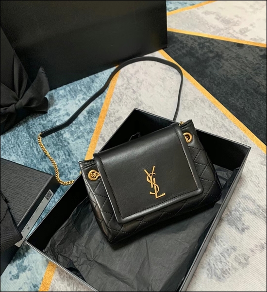 c8ef78d8b6a388bd0c02373fcce81f47_1653313933_1603.jpg c8ef78d8b6a388bd0c02373fcce81f47_1653313933_1603.jpg