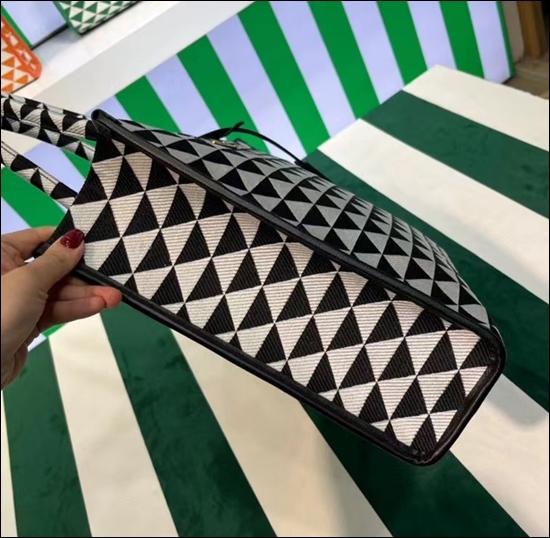 e5e1ae9de6748ffd630bb713e68c152c_1655726132_7899.jpg e5e1ae9de6748ffd630bb713e68c152c_1655726132_7899.jpg