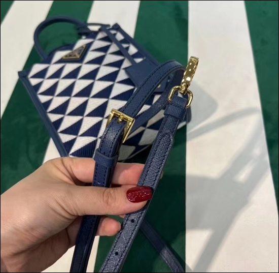 e5e1ae9de6748ffd630bb713e68c152c_1655726180_4894.jpg e5e1ae9de6748ffd630bb713e68c152c_1655726180_4894.jpg