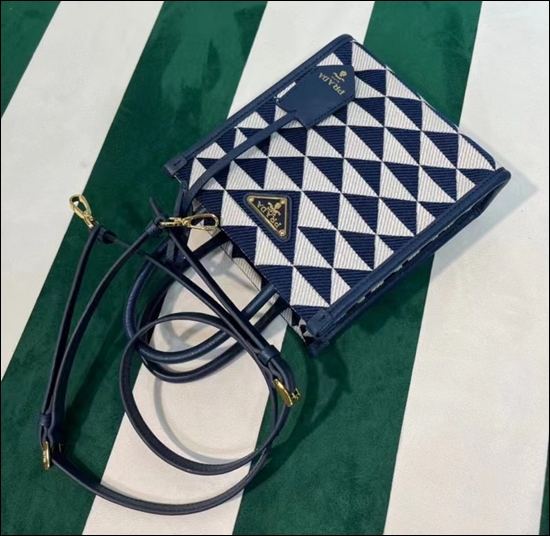 e5e1ae9de6748ffd630bb713e68c152c_1655726181_0766.jpg e5e1ae9de6748ffd630bb713e68c152c_1655726181_0766.jpg