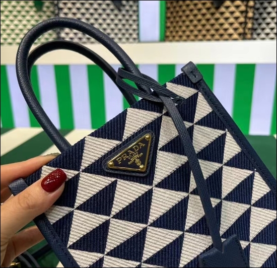 e5e1ae9de6748ffd630bb713e68c152c_1655726182_2732.jpg e5e1ae9de6748ffd630bb713e68c152c_1655726182_2732.jpg