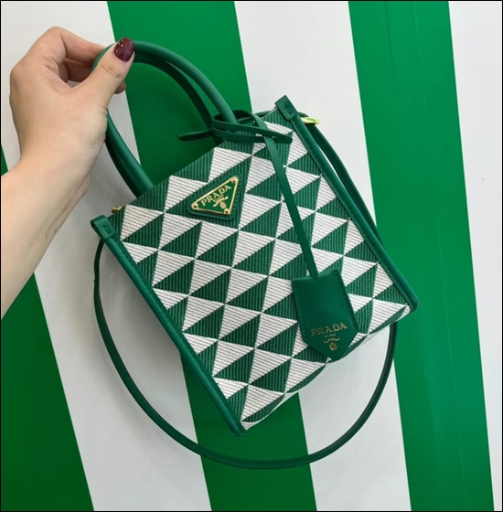 e5e1ae9de6748ffd630bb713e68c152c_1655726187_9189.jpg e5e1ae9de6748ffd630bb713e68c152c_1655726187_9189.jpg