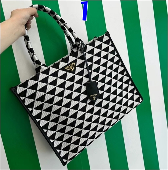 e5e1ae9de6748ffd630bb713e68c152c_1655726209_0298.jpg e5e1ae9de6748ffd630bb713e68c152c_1655726209_0298.jpg