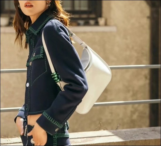 402e3a7936ceec308e8e26de4f441001_1657856845_9486.jpg 402e3a7936ceec308e8e26de4f441001_1657856845_9486.jpg