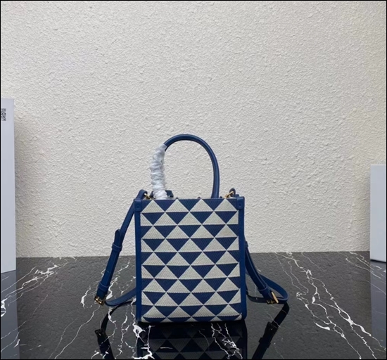 97f4d78c1fb261a0b45825855e959ffd_1657697734_8499.jpg 97f4d78c1fb261a0b45825855e959ffd_1657697734_8499.jpg