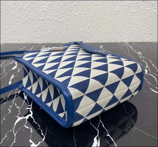 97f4d78c1fb261a0b45825855e959ffd_1657697737_4147.jpg 97f4d78c1fb261a0b45825855e959ffd_1657697737_4147.jpg