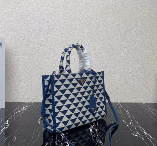 97f4d78c1fb261a0b45825855e959ffd_1657697856_2287.jpg 97f4d78c1fb261a0b45825855e959ffd_1657697856_2287.jpg